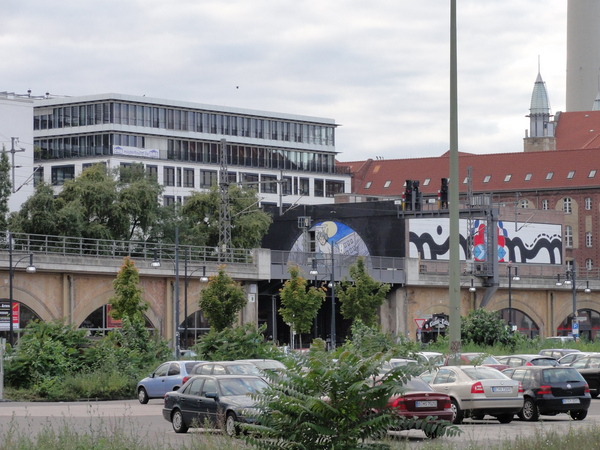 Tv-Turm von der Alexanderstr.