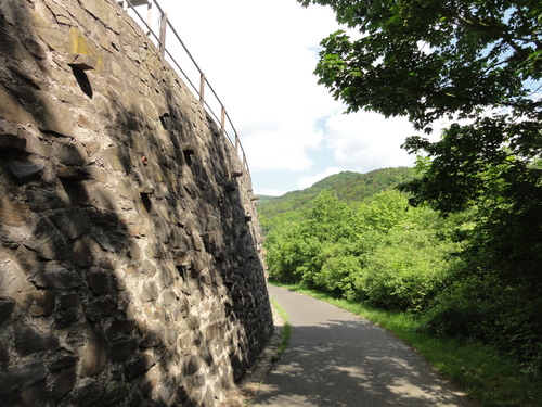 Aufstieg zum Drachenfels