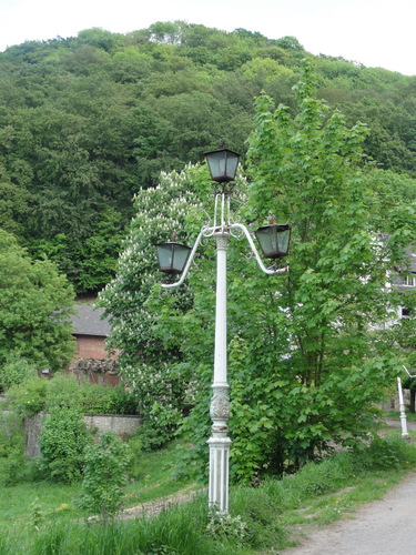 Vor Schloss Drachenburg